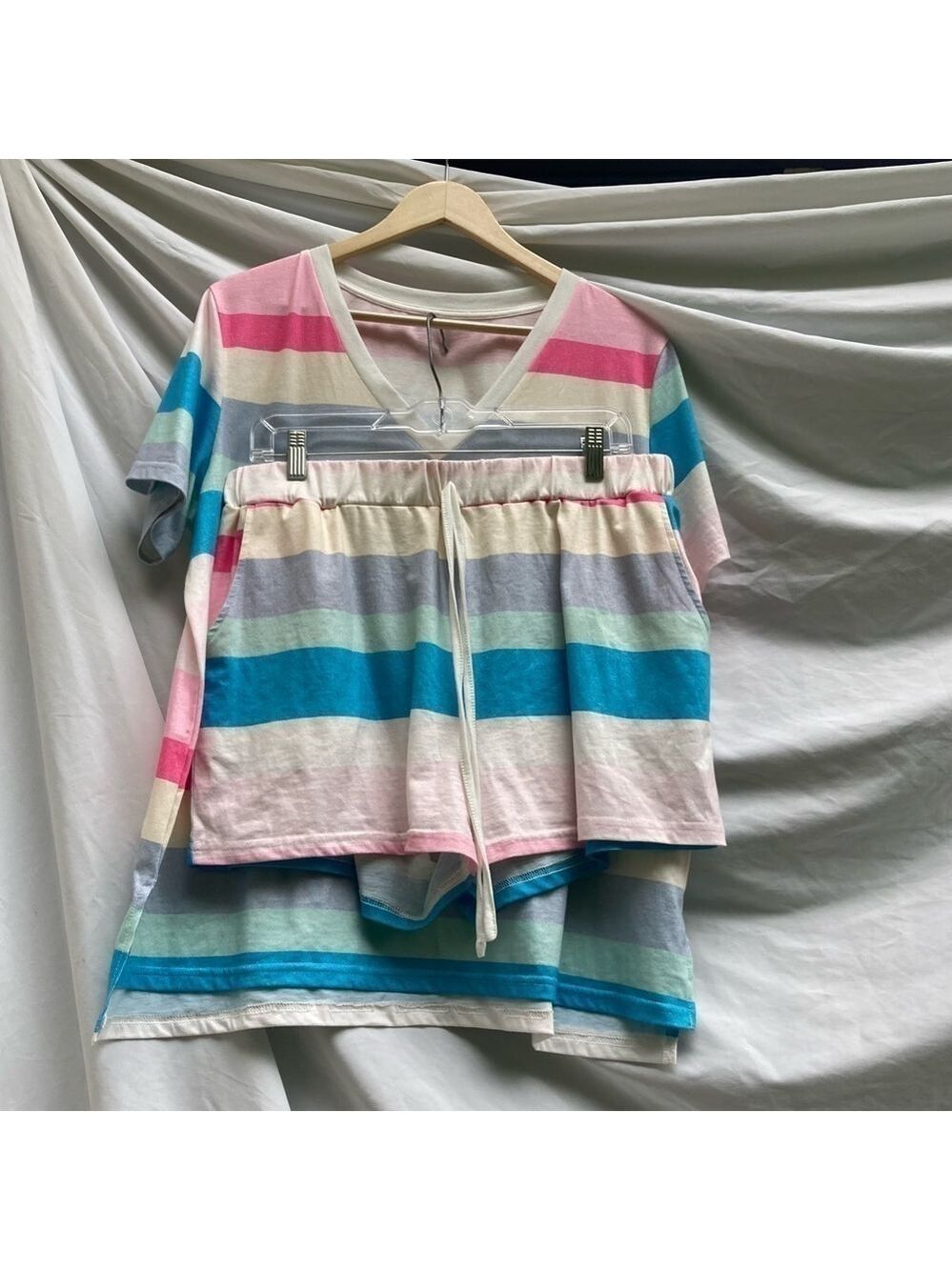 Unbranded two piece striped pajamas, size XL
